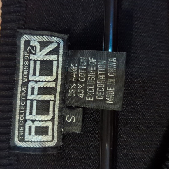 Vintage Beaded Holiday Sweater - Picture 2 of 3